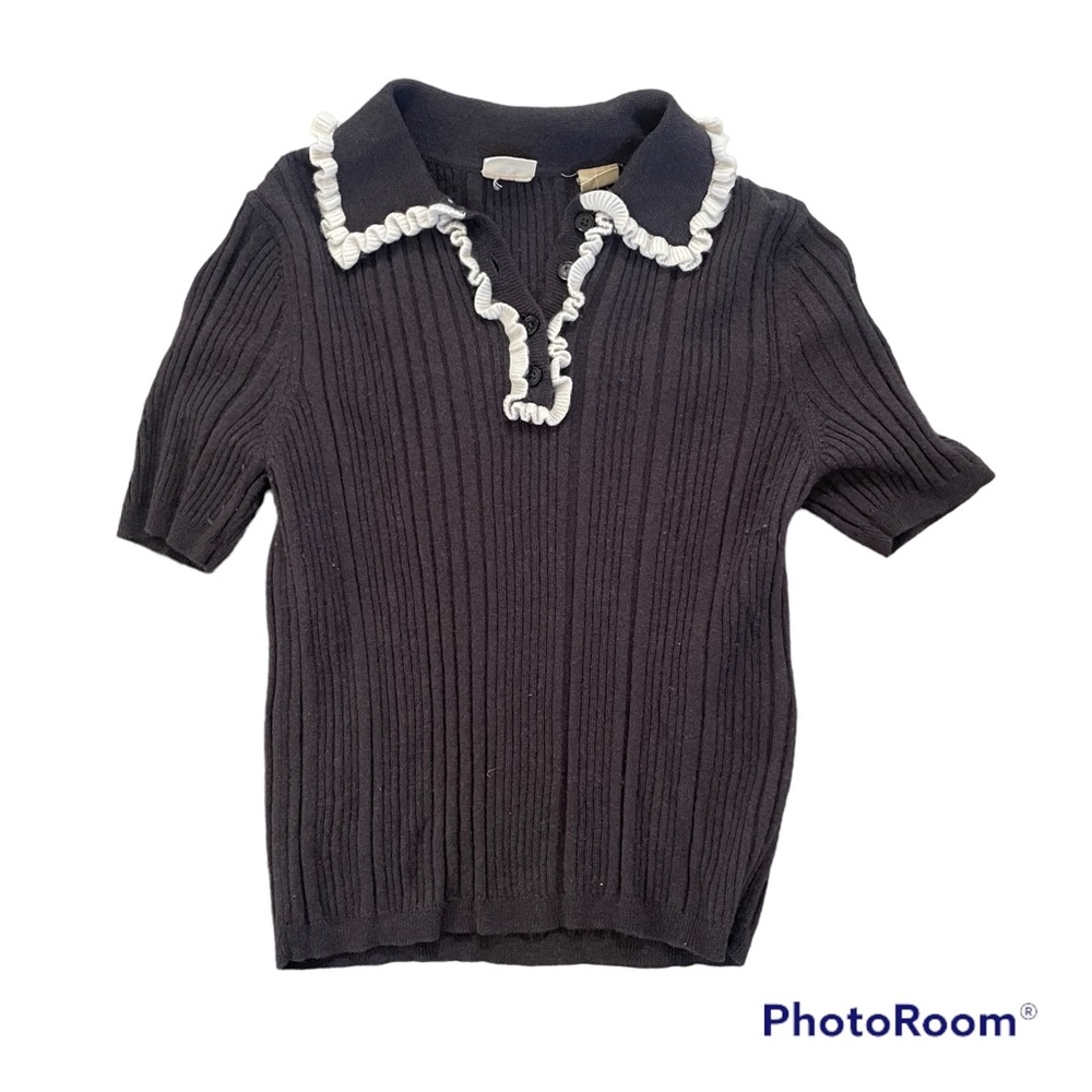 Levi’s retro ruffle collar top
